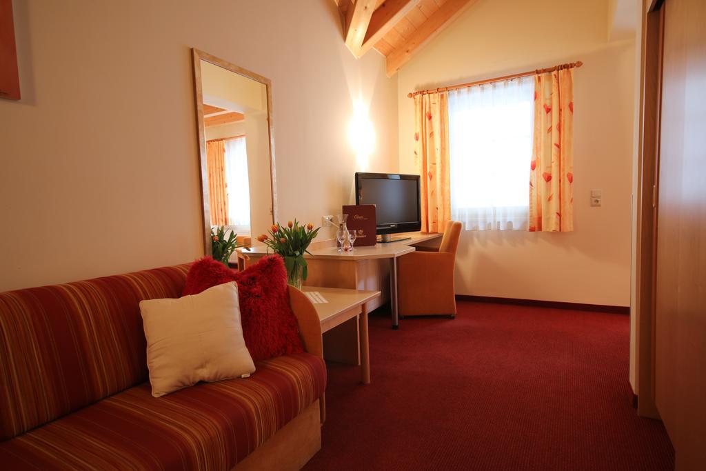 Hotel Gasthof Neuner Imst Buitenkant foto