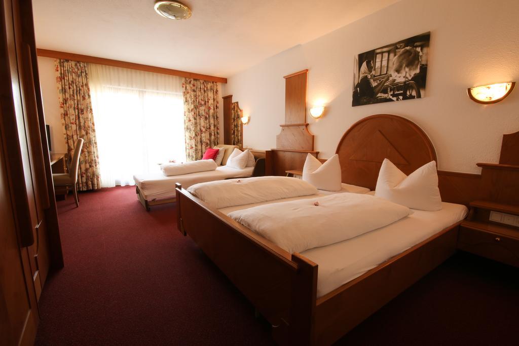 Hotel Gasthof Neuner Imst Buitenkant foto